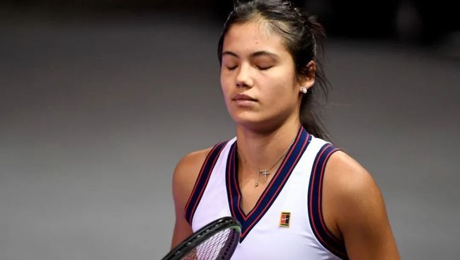 正等待着她 正等待着她