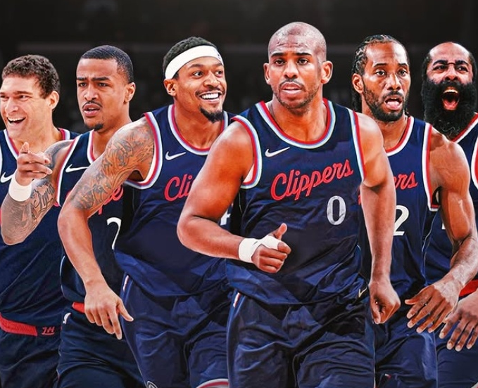 资讯高端局学校决赛圈，千辛万苦占下天命圈