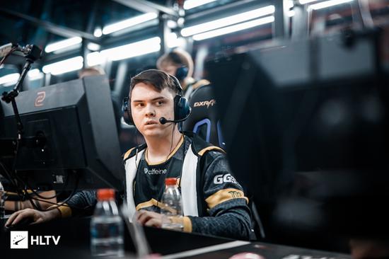 足协评议：成都蓉城胡荷韬进球被吹是误判，点球没判是错误